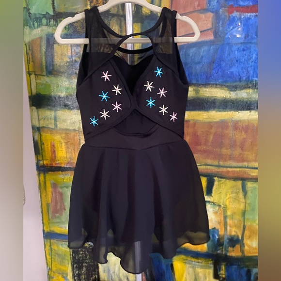 Bloch dance leotard with built on skirt size 6x-7
NWOT - Picture 3 of 7